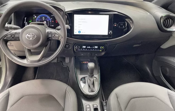 TOYOTA AYGO X Hybride 116h Collection photo 18 1103719