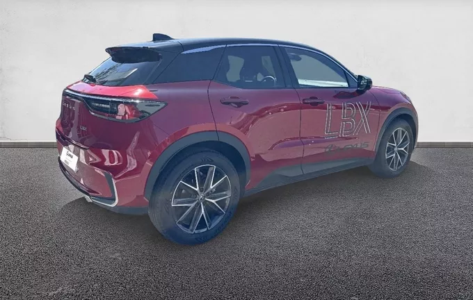 LEXUS LBX 2WD Cool extérieur trois quart arrière droit 1103381