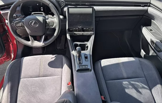 LEXUS LBX 2WD Cool photo 18 1103381