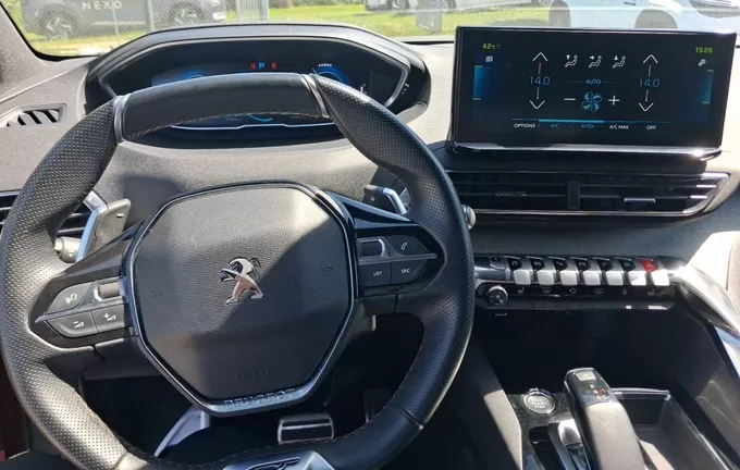 PEUGEOT 3008 Hybrid4 300 e-EAT8 GT photo 11 2129065