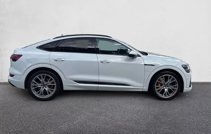 AUDI E-TRON Sportback 55 quattro 408 ch S line extérieur côté droit 2126252