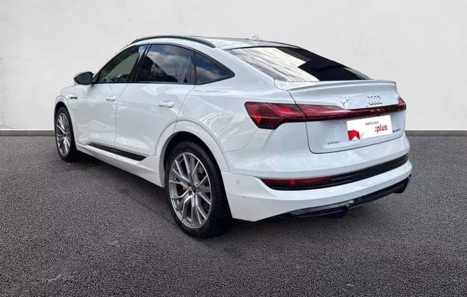AUDI E-TRON Sportback 55 quattro 408 ch S line extérieur trois quart arrière gauche 2126252