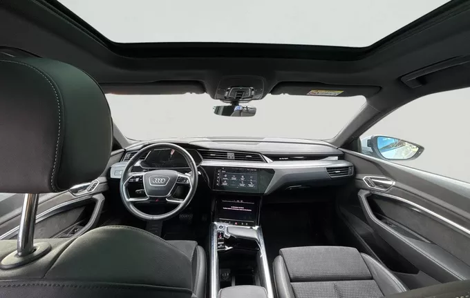 AUDI E-TRON Sportback 55 quattro 408 ch S line photo 18 2126252