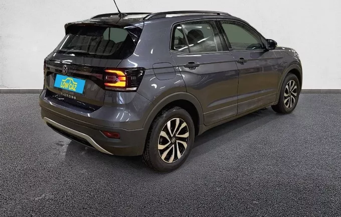 VOLKSWAGEN T-CROSS 1.0 TSI 110 Start/Stop BVM6 Active extérieur trois quart arrière droit 213508