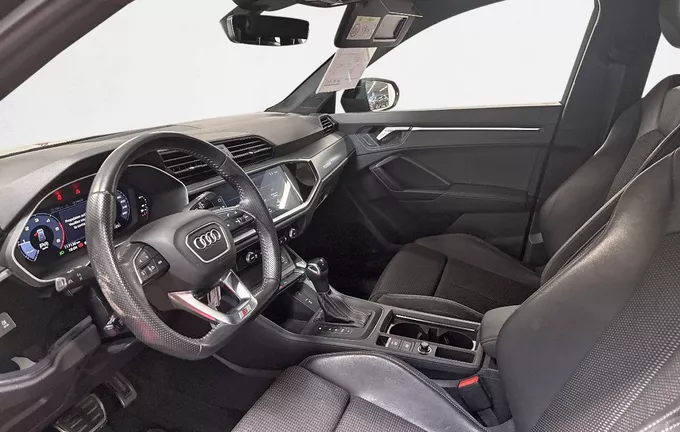 AUDI Q3 35 TDI 150 ch S tronic 7 S line photo 11 213171