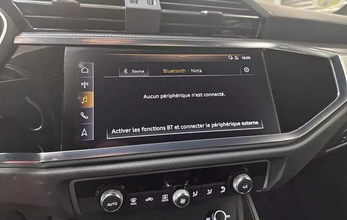 AUDI Q3 35 TDI 150 ch S tronic 7 S line photo 16 213171