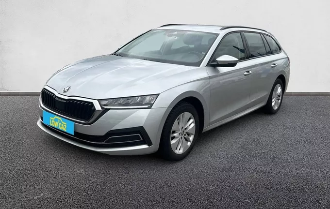SKODA OCTAVIA Combi 2.0 TDI 150 ch DSG7 Business extérieur trois quart avant gauche 212961