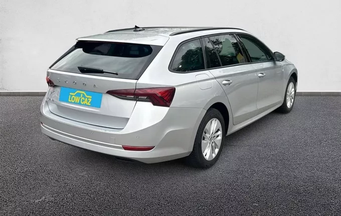 SKODA OCTAVIA Combi 2.0 TDI 150 ch DSG7 Business extérieur trois quart arrière droit 212961