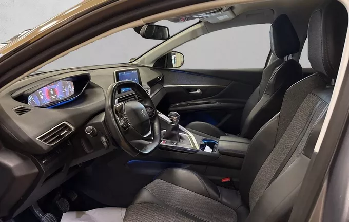 PEUGEOT 3008 1.2 Puretech 130ch S&S BVM6 Allure photo 11 212077