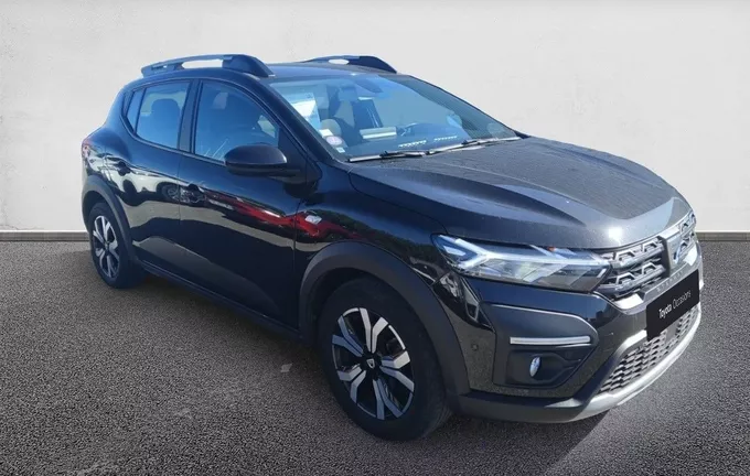 DACIA SANDERO TCe 90 Stepway Confort extérieur trois quart avant droit 2126073