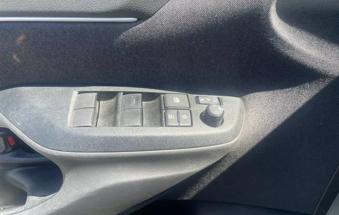 TOYOTA YARIS CROSS Hybride 116h AWD-i Design photo 19 1103587
