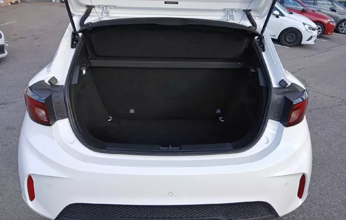 MG MG3 1.5 L Hybrid+ 195 ch Luxury extérieur arrière 944832