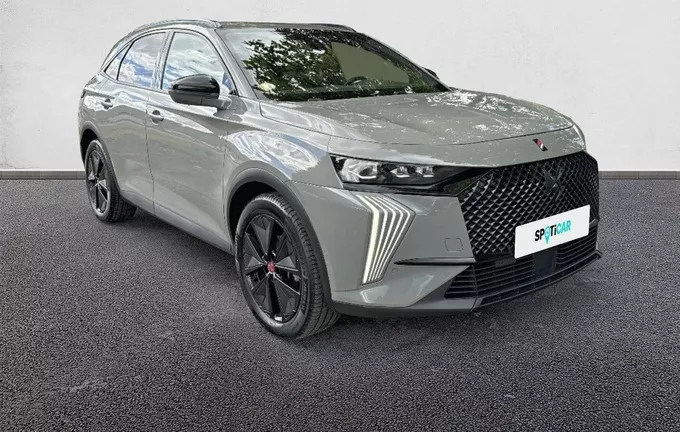 DS DS7 CROSSBACK BlueHDi 130 EAT8 Performance Line extérieur trois quart avant droit 945670