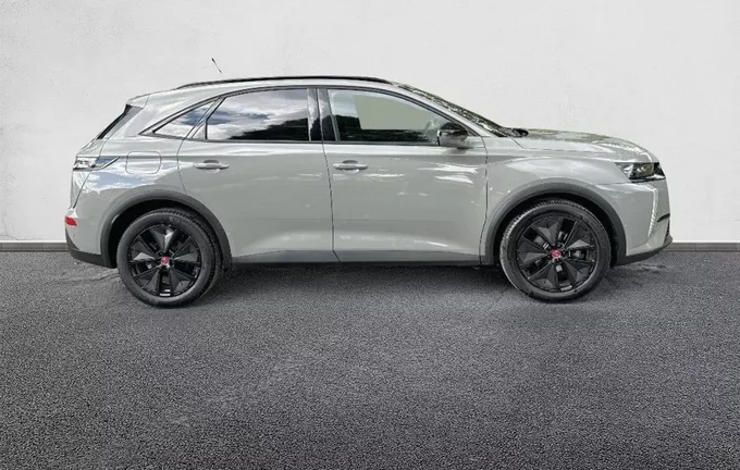 DS DS7 CROSSBACK BlueHDi 130 EAT8 Performance Line extérieur côté droit 945670