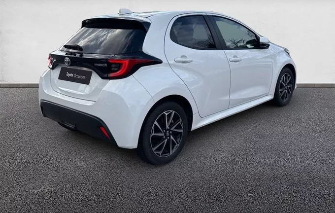 TOYOTA YARIS Hybride 116h Design extérieur trois quart arrière droit 1103254