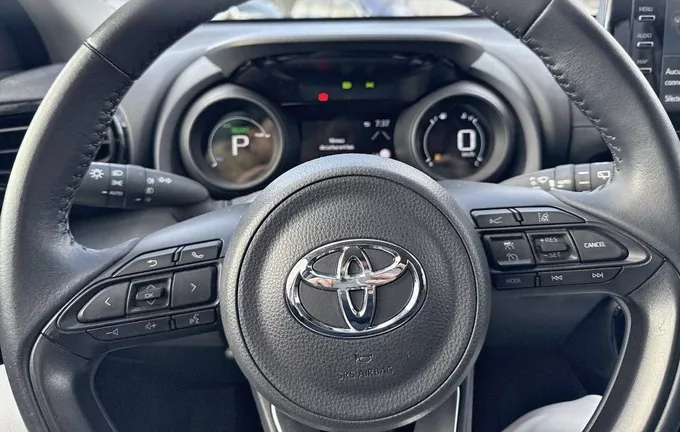 TOYOTA YARIS Hybride 116h Design photo 12 1103254