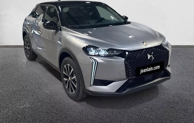 DS DS3 DS 3 Hybride 145 e-DCT6 Étoile extérieur trois quart avant droit 096161