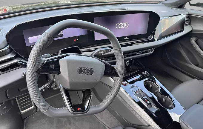 AUDI A5 Avant e-hybrid 299 ch S tronic 7 Quattro S line photo 11 6924