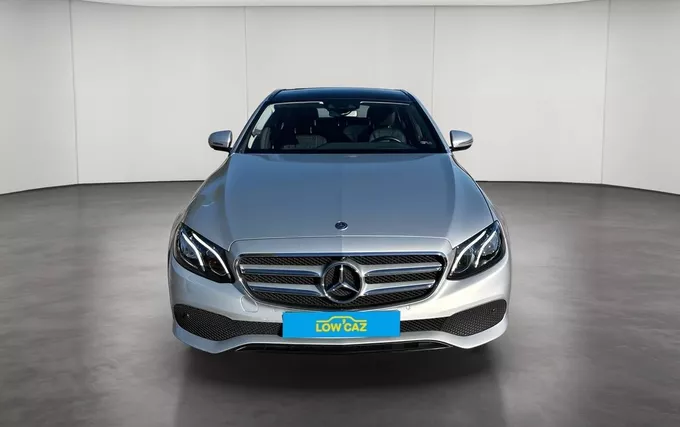 MERCEDES CLASSE E 300 9G-Tronic Fascination extérieur avant 213693