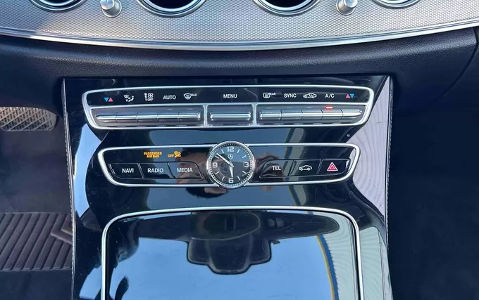 MERCEDES CLASSE E 300 9G-Tronic Fascination photo 14 213693