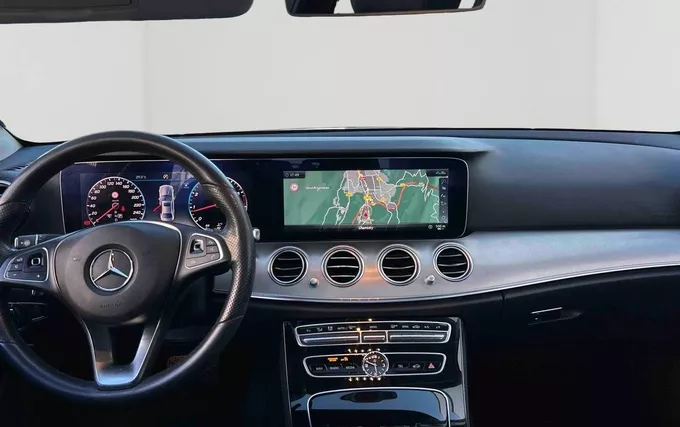 MERCEDES CLASSE E 300 9G-Tronic Fascination photo 15 213693