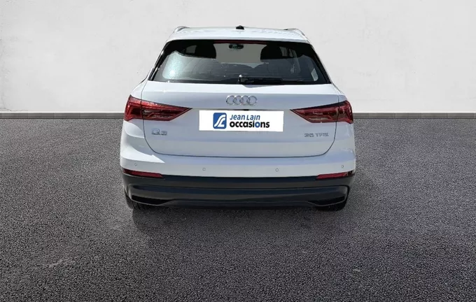 AUDI Q3 35 TFSI 150 ch S tronic 7 Business Executive extérieur arrière 560421