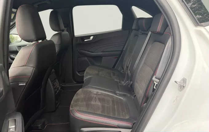 FORD KUGA 2.5 Duratec 225 ch PHEV Powershift ST-Line photo 17 2130611