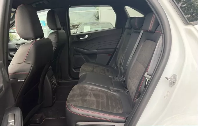 FORD KUGA 2.5 Duratec 225 ch PHEV Powershift ST-Line photo 30 2130611