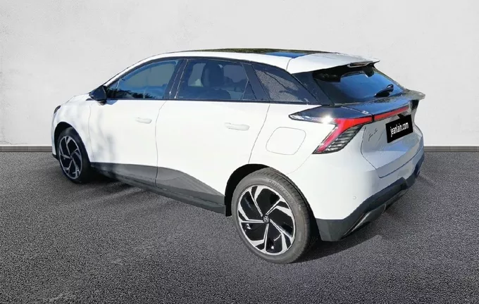 MG MG4 EV 77kWh - 180 kW Premium extérieur trois quart arrière gauche 9881