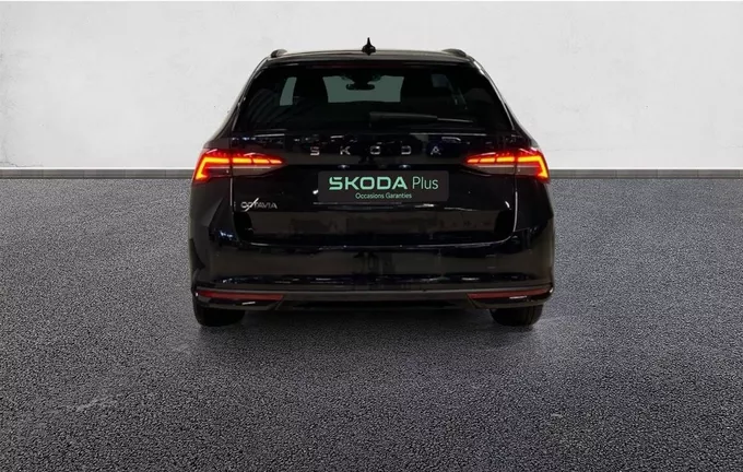 SKODA OCTAVIA Combi 1.5 TSI Hybrid 150 ch ACT DSG7 Selection extérieur côté gauche 2128158