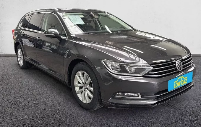 VOLKSWAGEN PASSAT SW 2.0 TDI 150 DSG7 Confortline Business extérieur trois quart avant droit 213021
