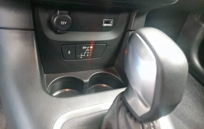 CITROEN C3 PureTech 110 ch EAT6 Max photo 14 945395