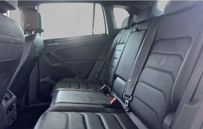 VOLKSWAGEN TIGUAN 2.0 TDI 150ch DSG7 R-Line extérieur arrière 2130389