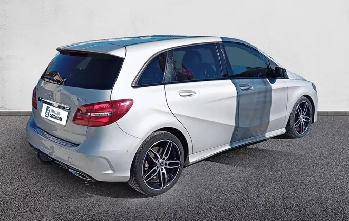MERCEDES CLASSE B 200 d 7-G DCT 4-Matic Fascination extérieur trois quart arrière droit 560815