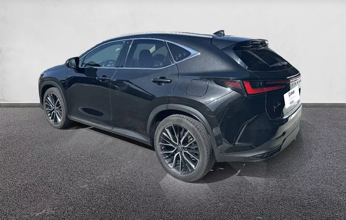 LEXUS NX 450h+ 4WD Hybride Rechargeable Executive extérieur trois quart arrière gauche 1103272