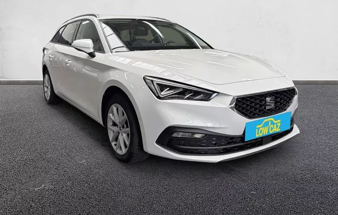 SEAT LEON Sportstourer 2.0 TDI 150 DSG7 Business extérieur trois quart avant droit 213683