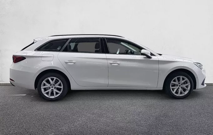SEAT LEON Sportstourer 2.0 TDI 150 DSG7 Business extérieur côté droit 213683