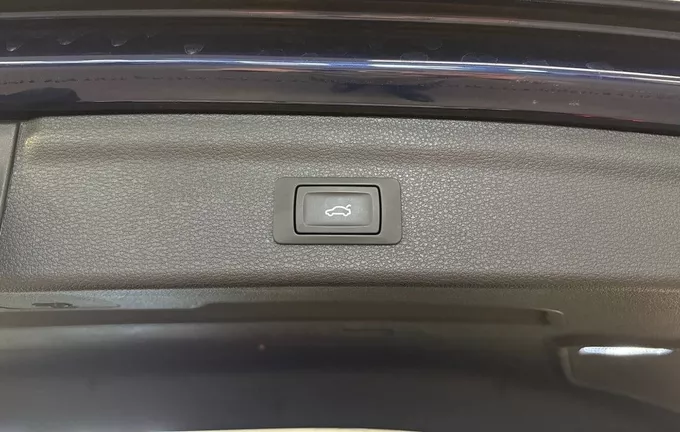 AUDI Q3 35 TFSI 150 ch S tronic 7 Design Luxe photo 20 2127247