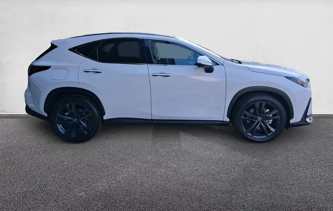 LEXUS NX 450h+ 4WD Hybride Rechargeable Luxe Plus extérieur côté droit 74833