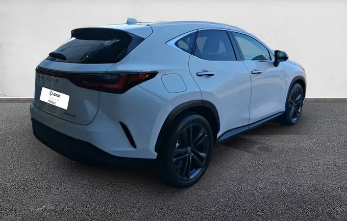 LEXUS NX 450h+ 4WD Hybride Rechargeable Luxe Plus extérieur trois quart arrière droit 74833
