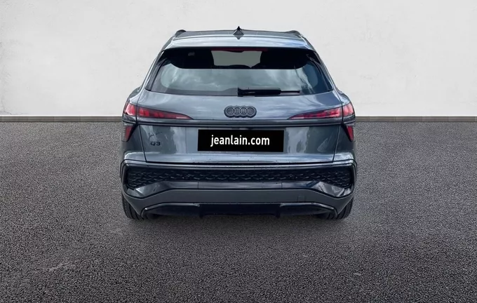 AUDI Q3 TFSI 150 ch Hybride S tronic 7 S line extérieur arrière 5123