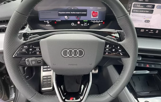 AUDI Q3 TFSI 150 ch Hybride S tronic 7 S line photo 12 5123
