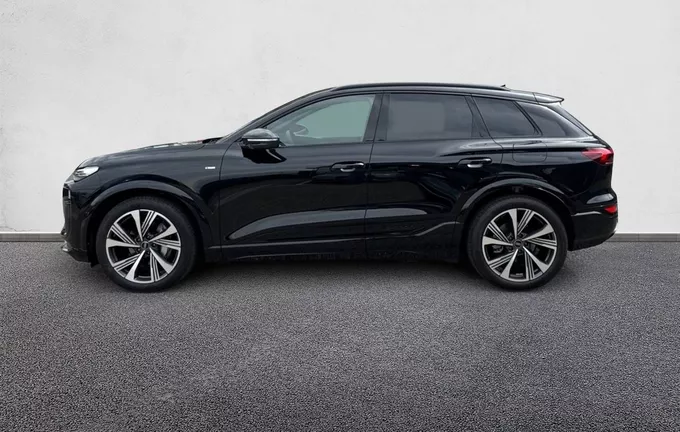 AUDI Q6 E-TRON 306 ch 100 kWh performance S line extérieur côté gauche 7713