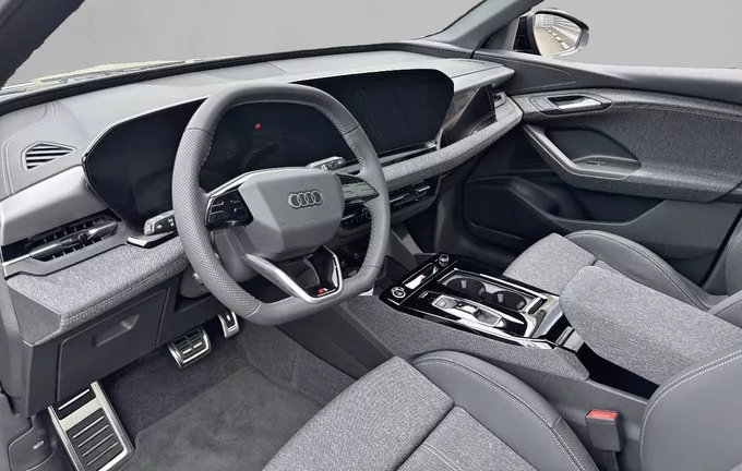 AUDI Q6 E-TRON 306 ch 100 kWh performance S line photo 11 7713