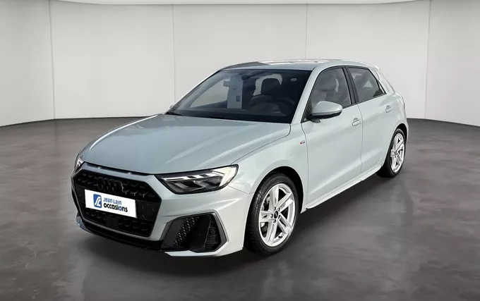 AUDI A1 Sportback 35 TFSI 150 ch S tronic 7 S Line extérieur trois quart avant gauche 2132395
