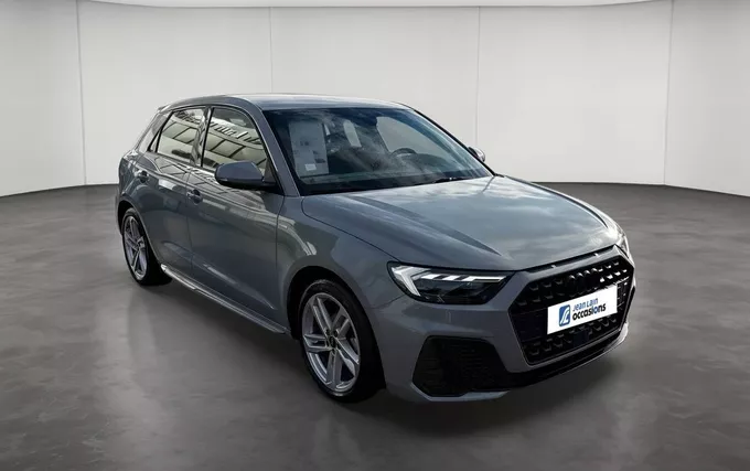 AUDI A1 Sportback 35 TFSI 150 ch S tronic 7 S Line extérieur trois quart avant droit 2132395