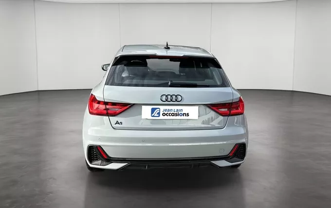 AUDI A1 Sportback 35 TFSI 150 ch S tronic 7 S Line extérieur arrière 2132395