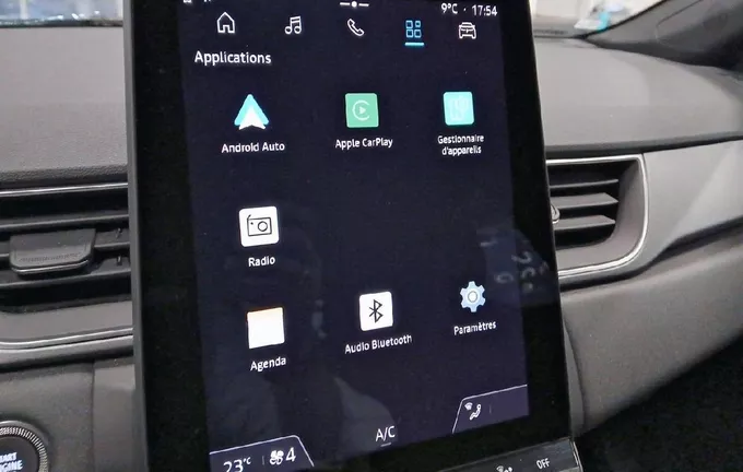 RENAULT CAPTUR TCe 90 ch Techno photo 18 944745