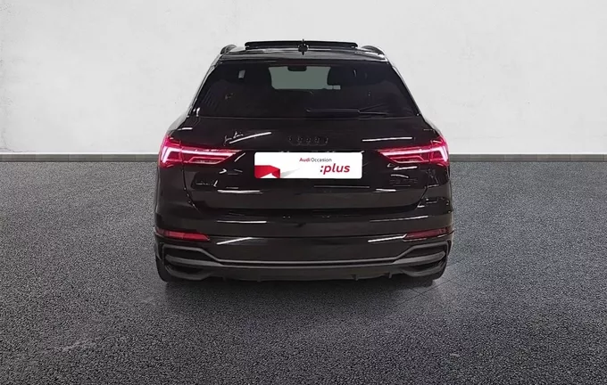 AUDI Q3 35 TFSI 150 ch S tronic 7 S line extérieur arrière 2130082