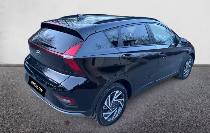 HYUNDAI BAYON 1.0 T-GDi 100 DCT-7 Intuitive extérieur trois quart arrière droit 5863494